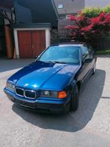 BMW 320i Limousine - BMW 320 aus 1994: 320i