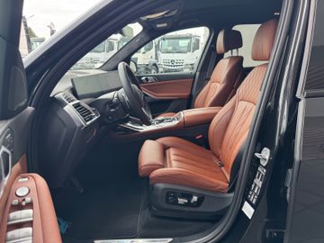 BMW X7 - 6