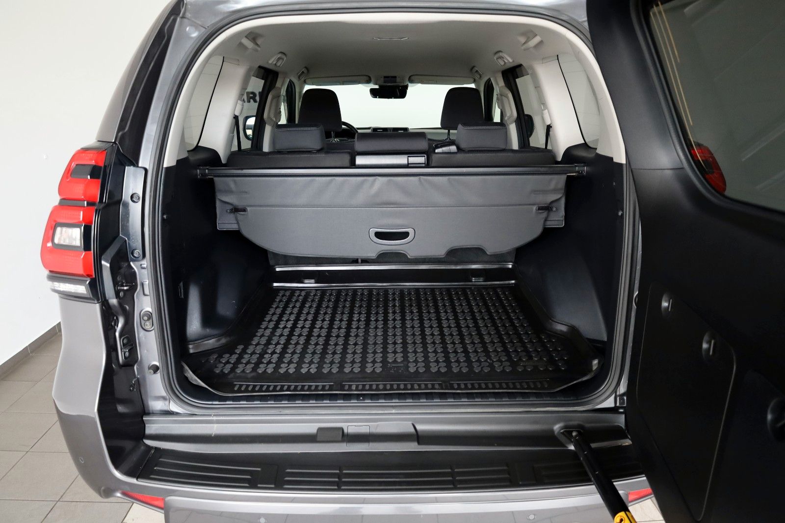 Fahrzeugabbildung Toyota Land Cruiser Comfort,LED,Kamera,SH,ACC +WR