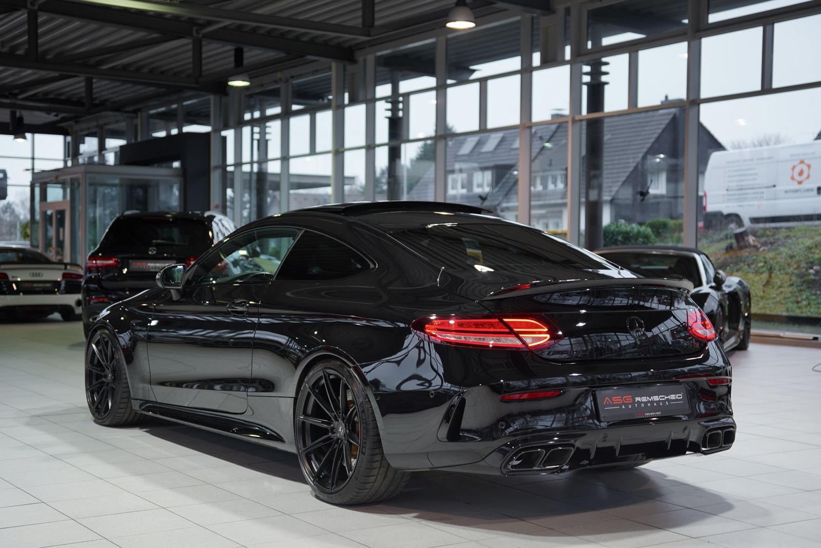 Mercedes Benz C 63 Amg