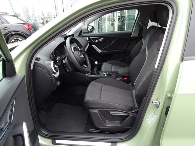 Q2 30 TFSI advanced - LED / Navi