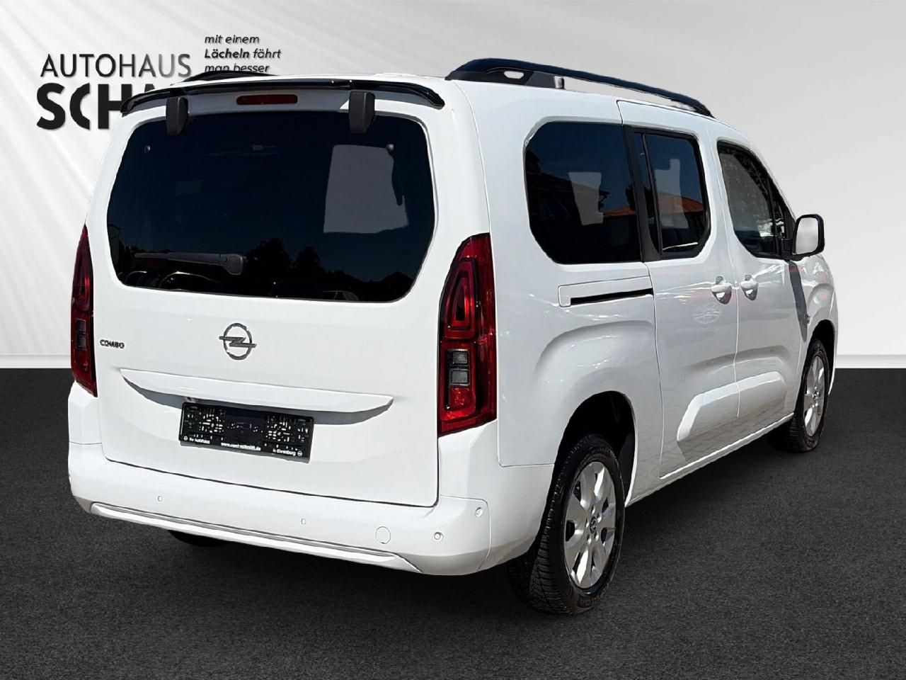 Fahrzeugabbildung Opel Combo Life XL 1,5 Ultimate 7-Sitzer