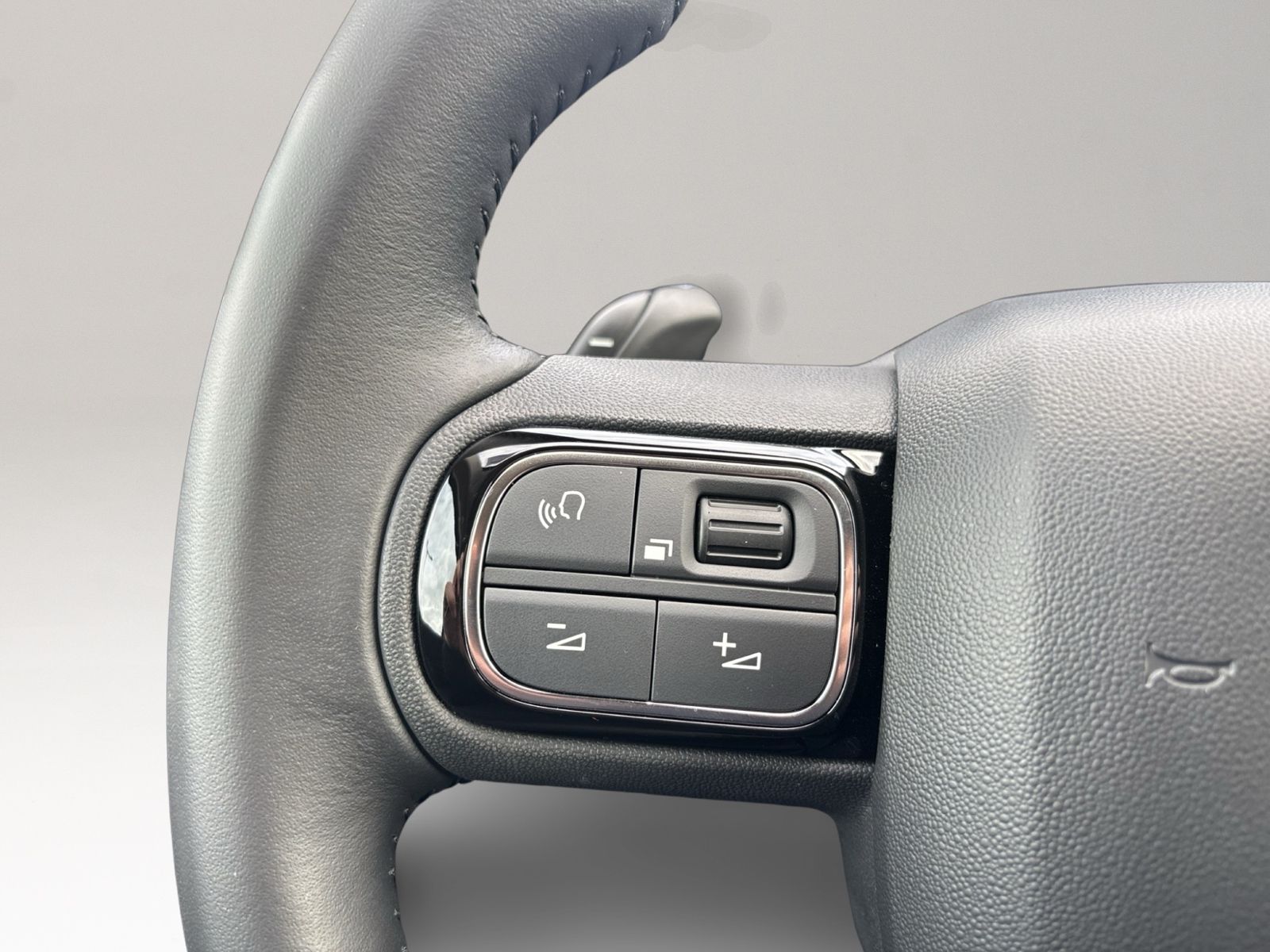 C5 Aircross 1.2 Mild-Hybrid 136 MAX, Full LED, P