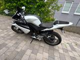 Yamaha YZF-R125 - YAMAHA 2010 YZF R1