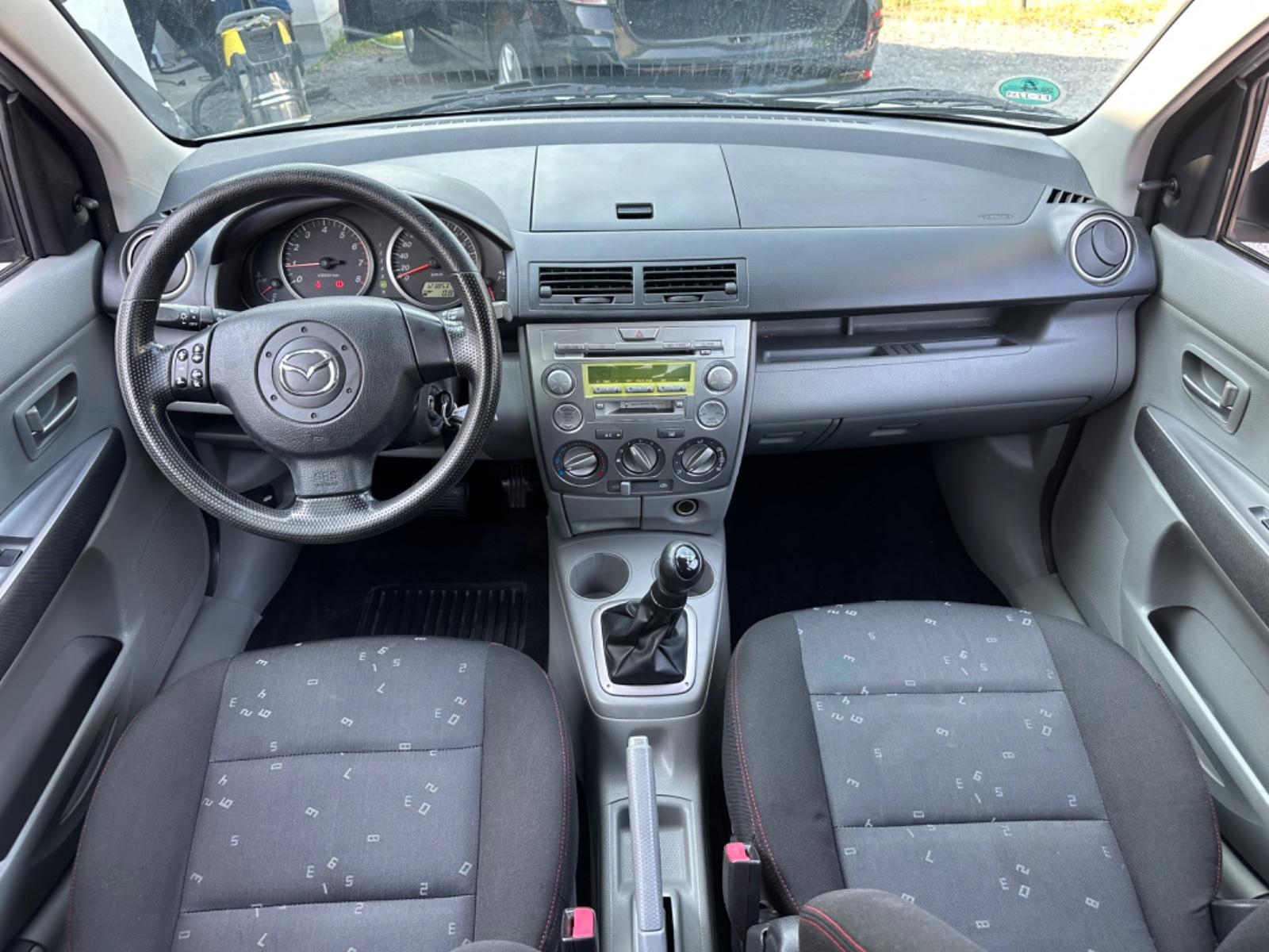 Mazda 2 Automatik 2.HD - Klima - Zahnriemen & TÜV NEU