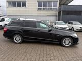 Mercedes-Benz E 220 AMG-LINE E T-Modell  CDI BlueEfficiency - Mercedes-Benz E 220: Cdi T Modell