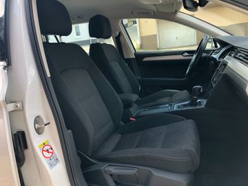 Volkswagen Passat Variant - 6