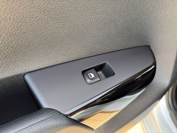 Kia Picanto 1.0 GDI 68 PS Vision Automatik Navi SHZ