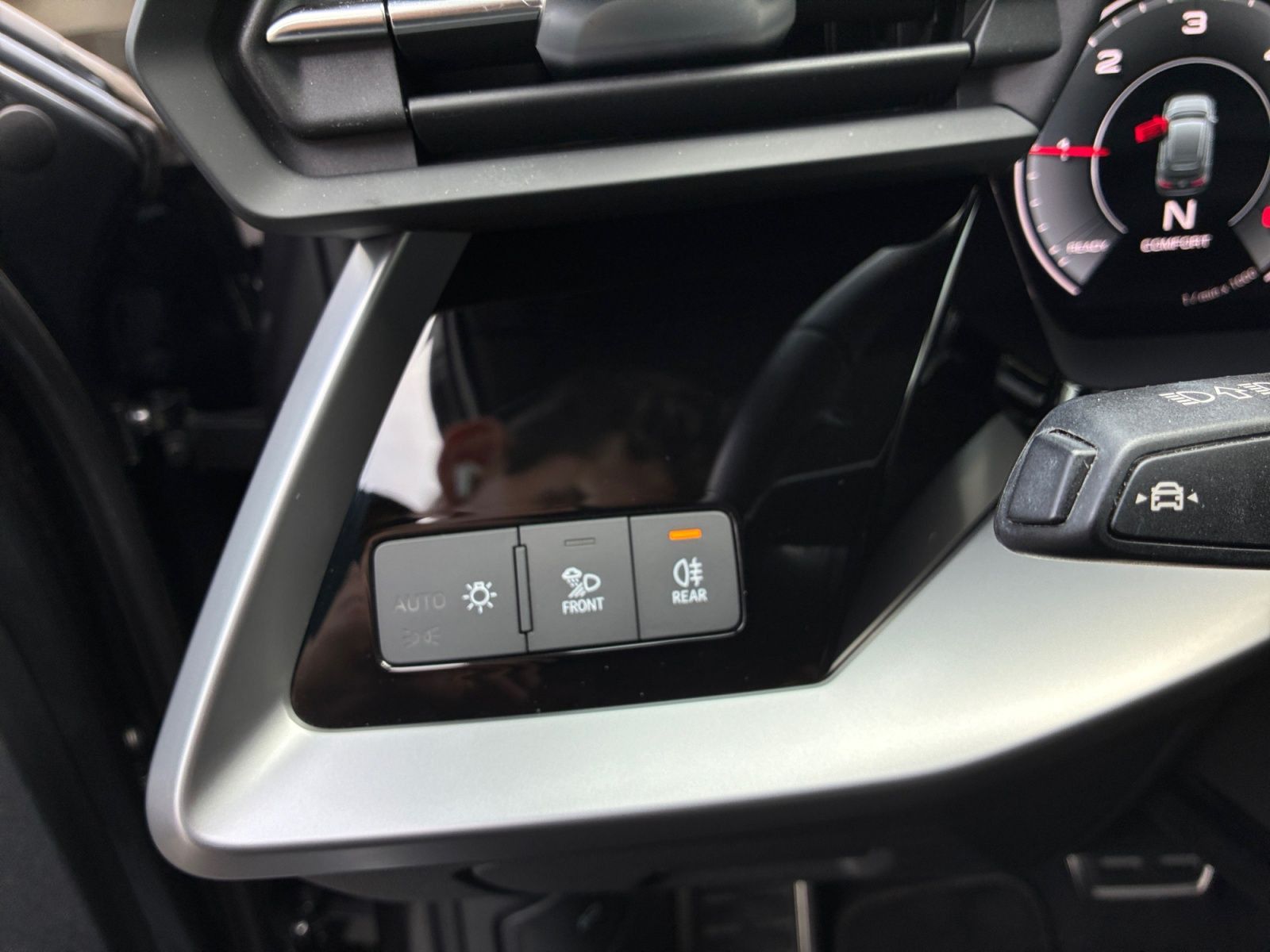 Audi A3 Sportback 40 TDI QU S-LINE MATRIX PANO B&O 18 foto 17