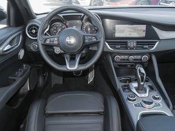 Alfa Romeo Giulia Veloce Q4 PANORAMA, ASSISTENZ & PREMIUM