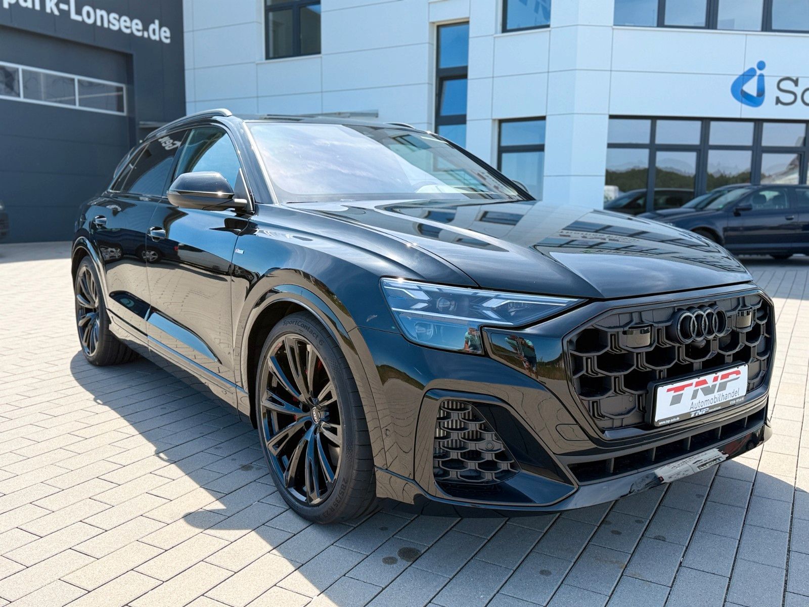 Audi Q8 TFSI e-hybrid 360 KW +AHK+PANO+ imagem 2