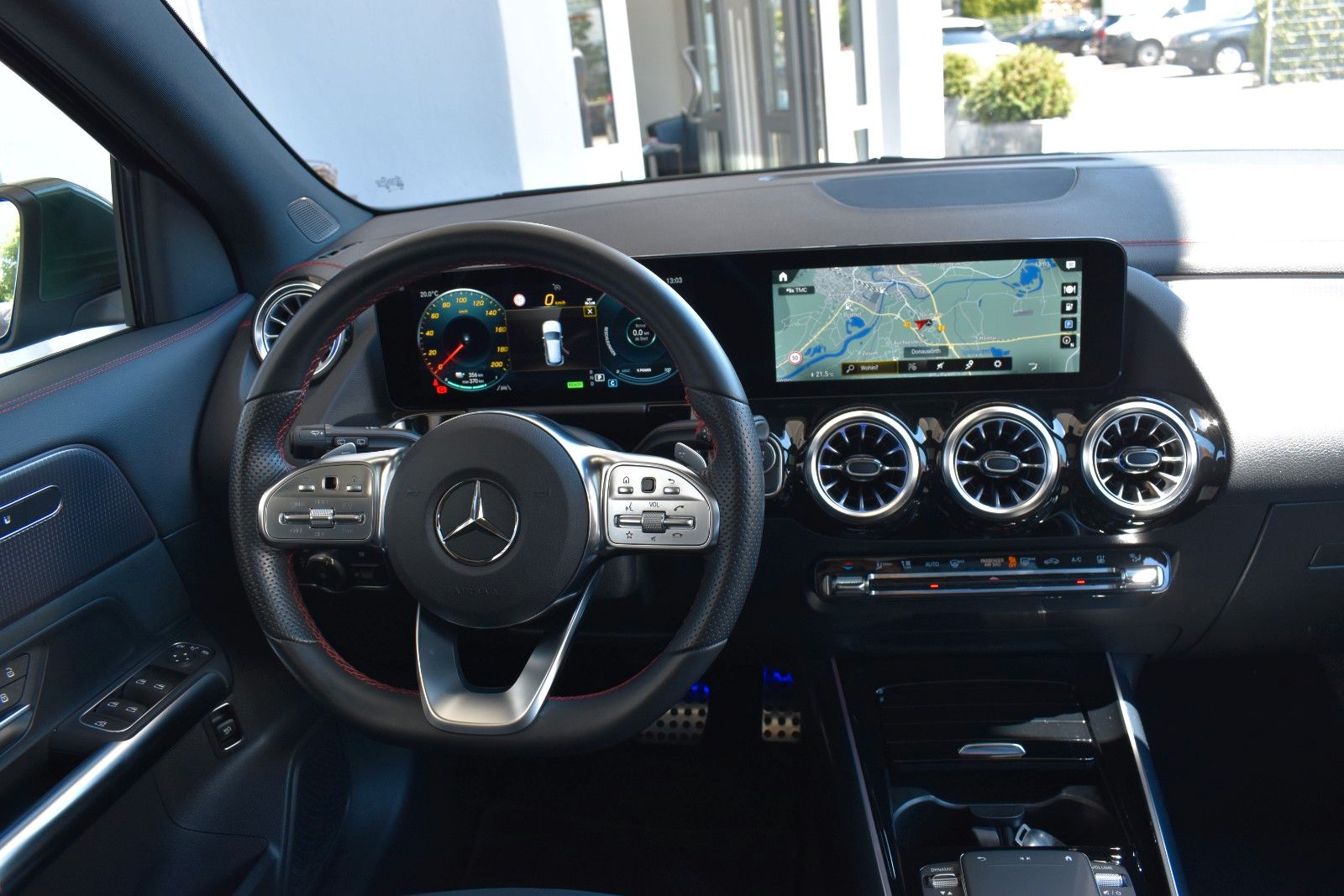 Mercedes-Benz EQA 250 AMG Line Navi PanoDach AHK Sitzhzg foto 13