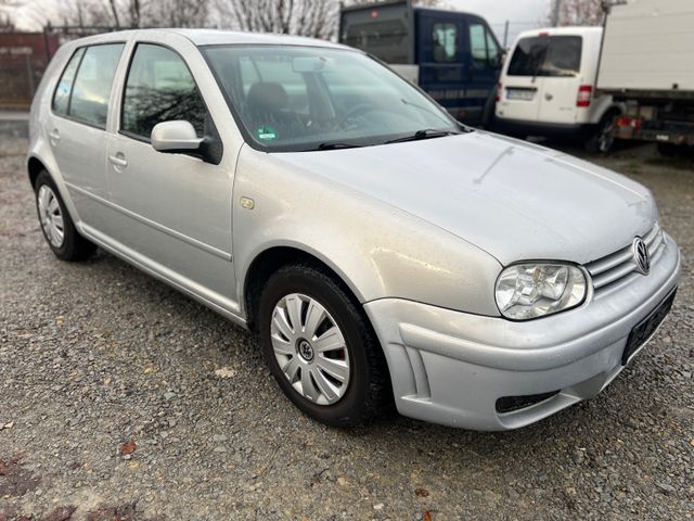 Volkswagen Golf 2.3 Automatik