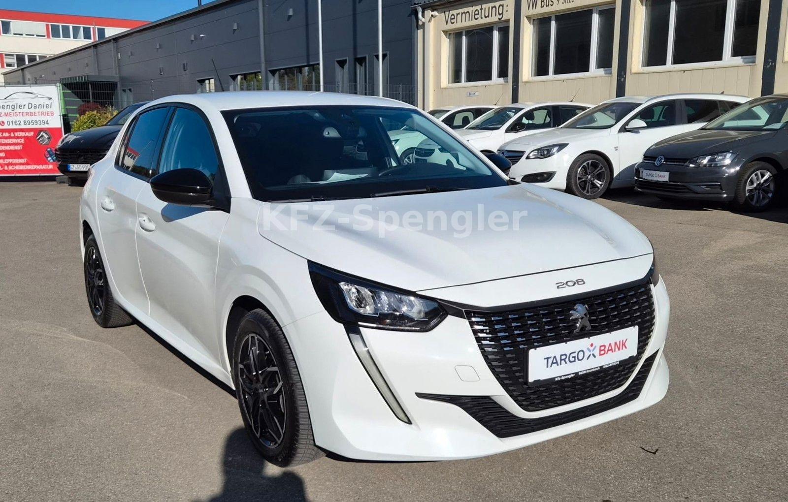 Peugeot 208 Allure LED PDC Navi Tempomat Automatik