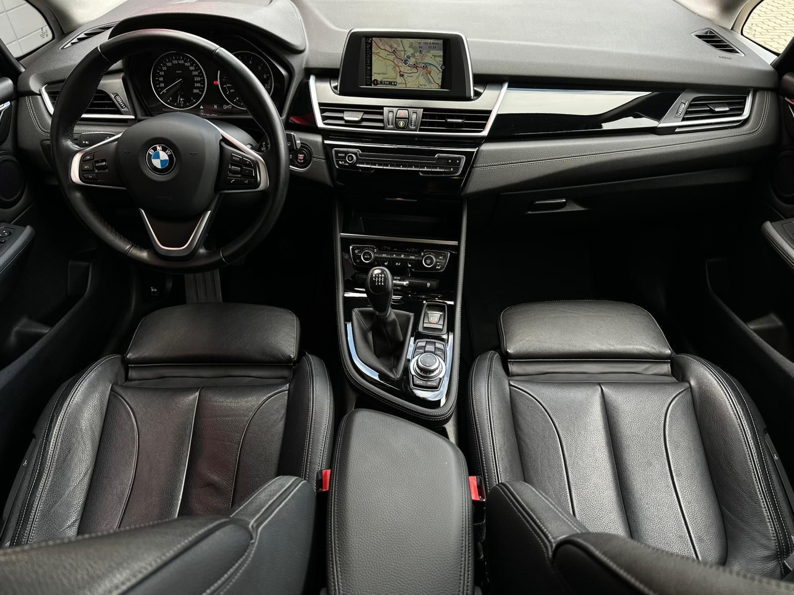 BMW 220i Active Tourer SPORTLINE* AHK#SHZ#NAVI#TEMPO - Image 10