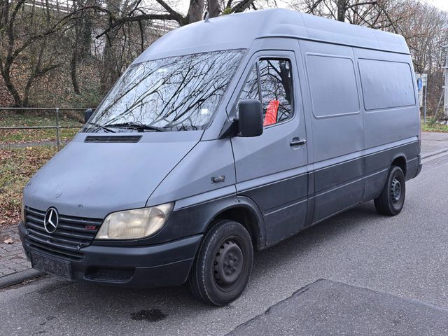 Mercedes-Benz Sprinter 311