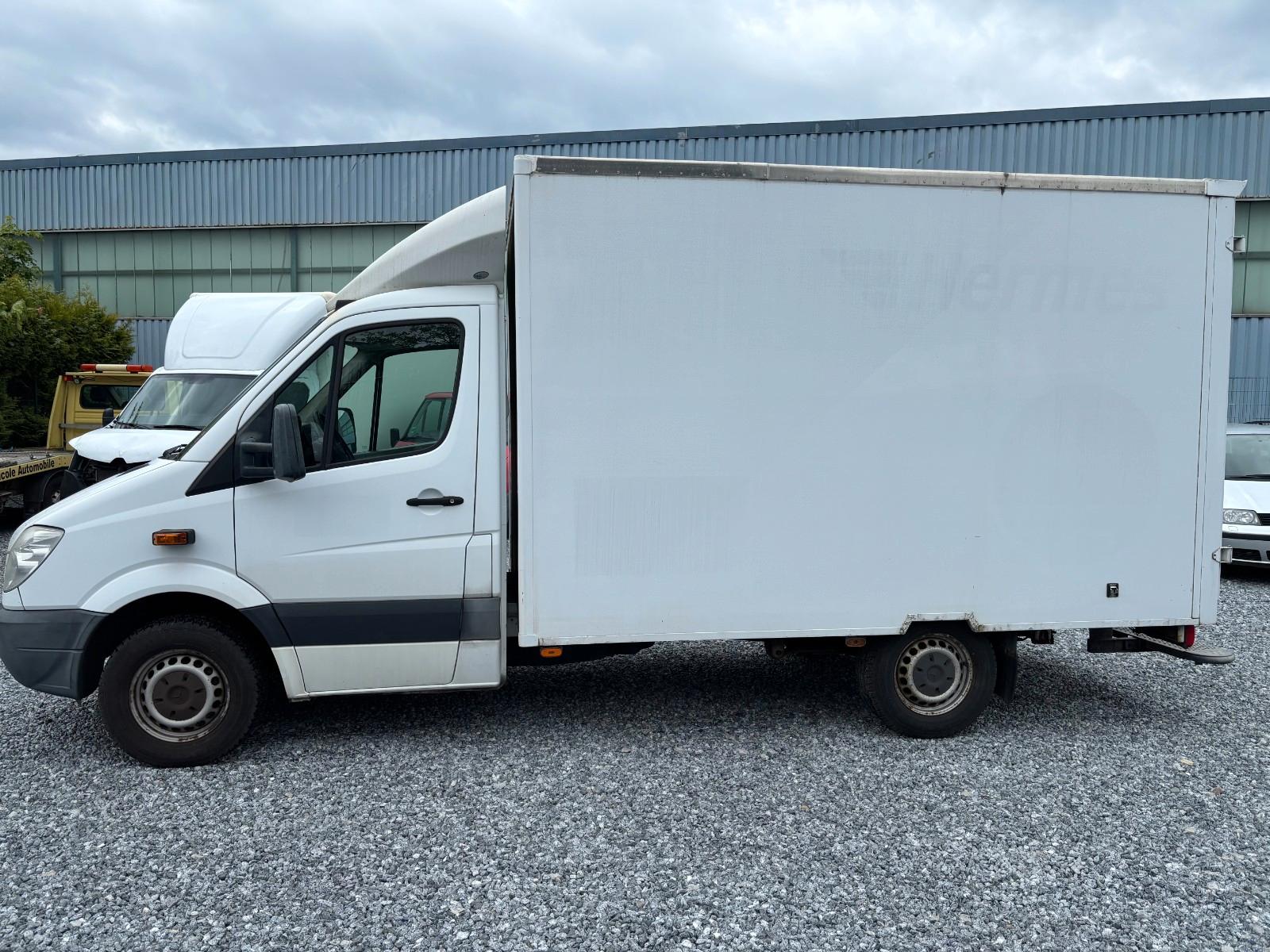 Mercedes-Benz Sprinter II Pritsche 310/311/313/314/316 CDI