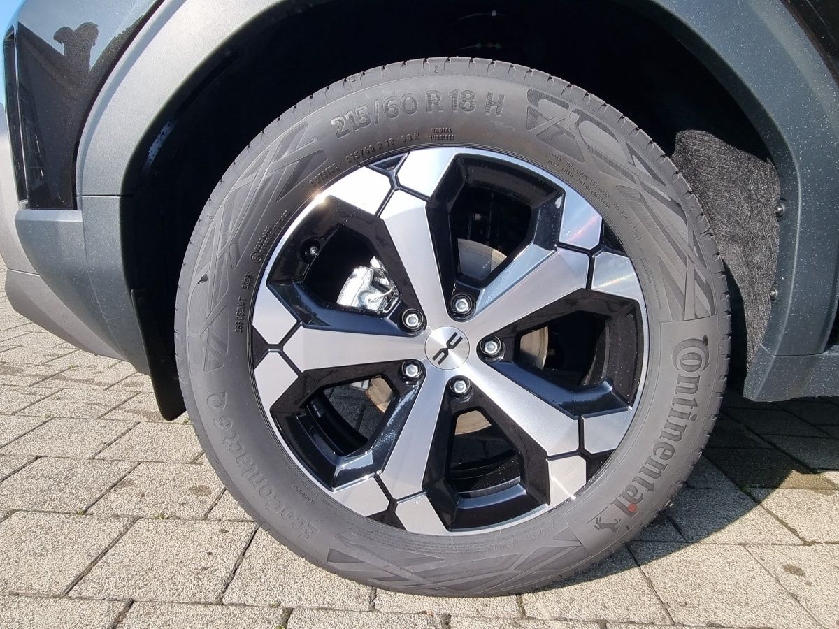Fahrzeugabbildung Dacia Duster Journey mild hybrid 140