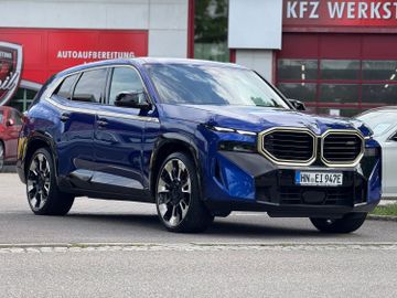 BMW XM - 9