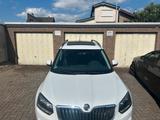 Skoda Yeti Automatik AHK PDC Panoramadach ... - Skoda Yeti in Duisburg