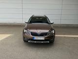 Skoda Octavia 2.0 TDI 135kW DSG 4x4 Scout Combi - Skoda: Combi Scout
