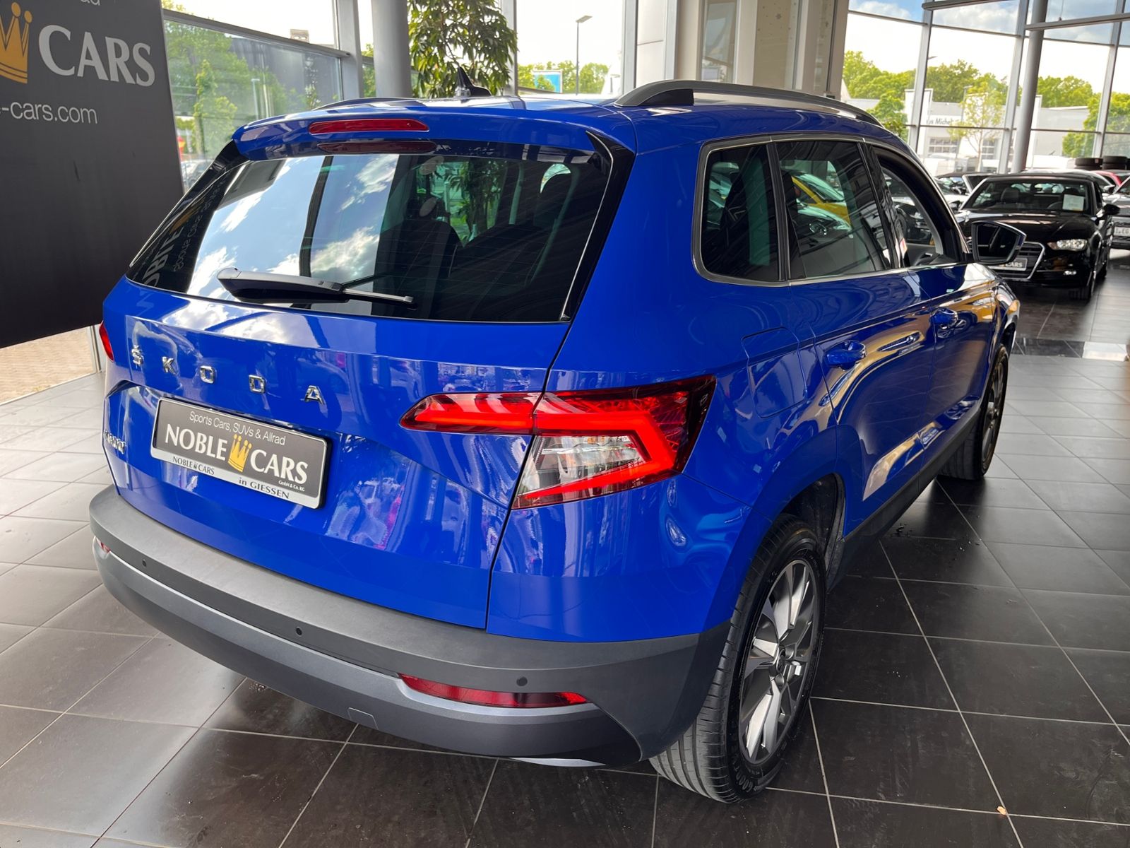 Fahrzeugabbildung SKODA Karoq Clever ACC RFK LED NAVI