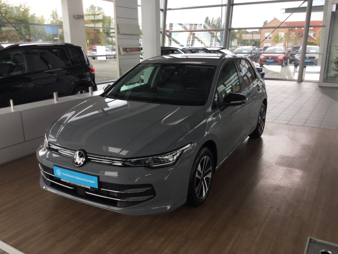 Volkswagen Golf ENERGY 1.5 eTSI DSG KAMERA AMBI SITZH KESSY foto 4