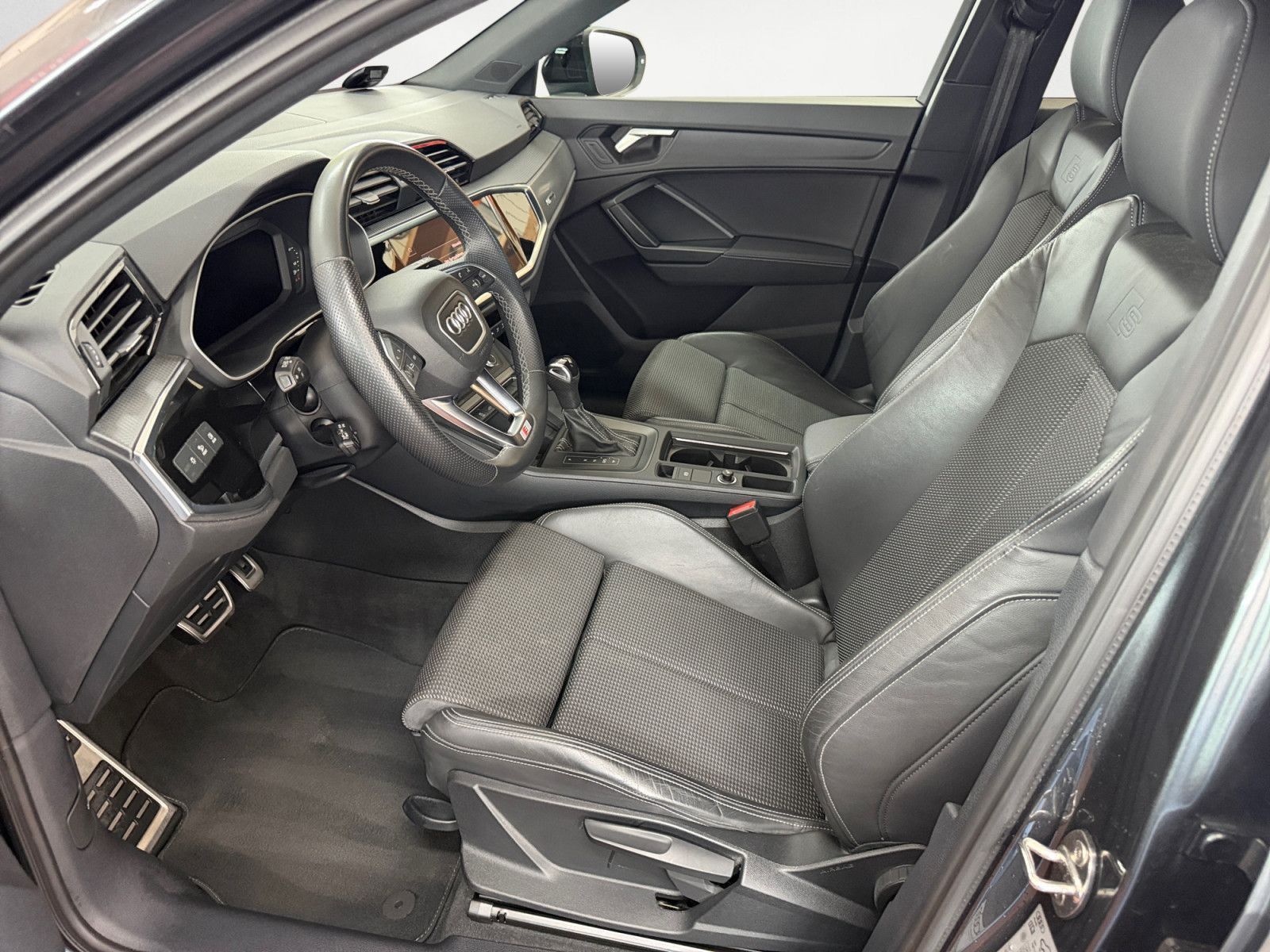 Audi Q3 Sportb. S line 45 TFSIe S tronic foto 8