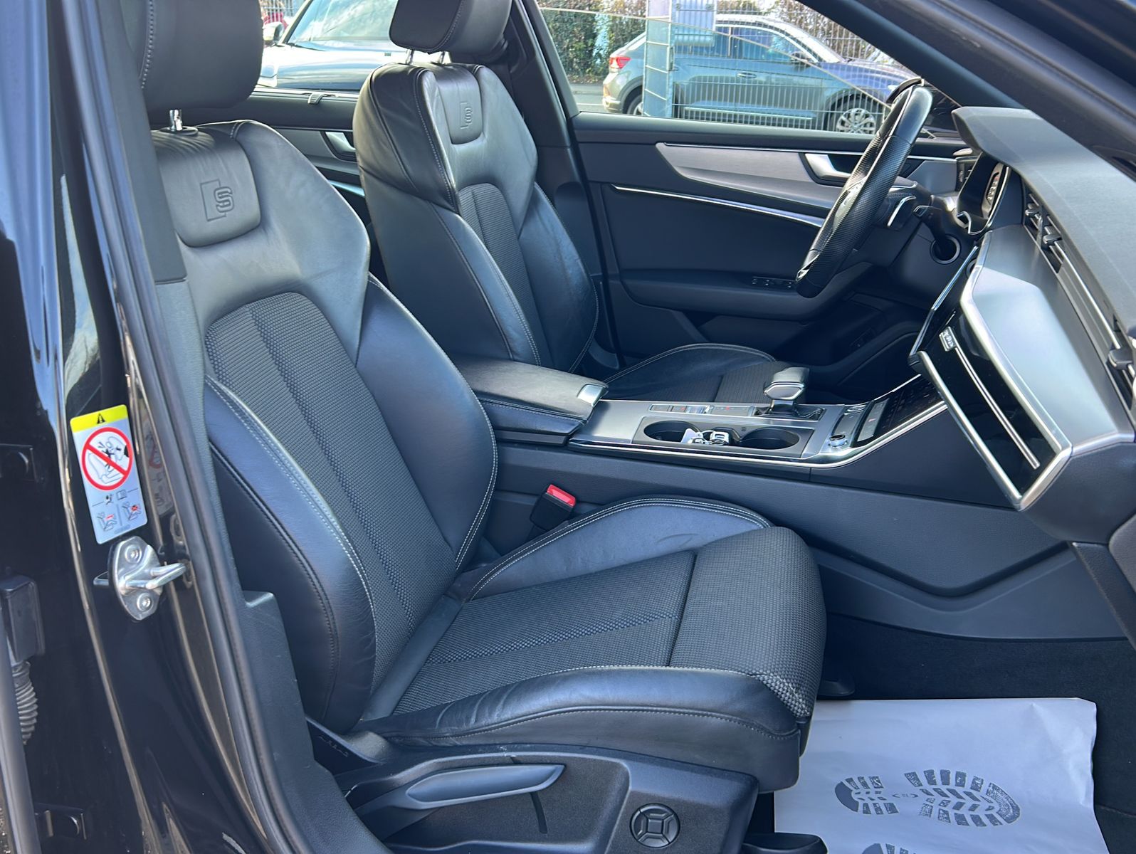 Fahrzeugabbildung Audi A6 Avant 50 TDI quattro S-Line / Sport