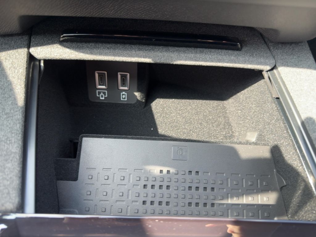 Fahrzeugabbildung Opel Grandland GS, AHK, Allwetter, 360 Grad Kamera, e