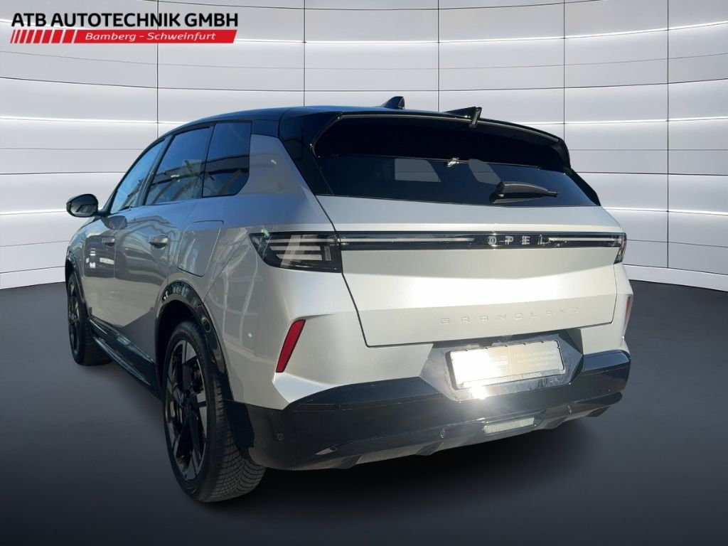 Fahrzeugabbildung Opel Grandland GS Komfort Paket Panoramadach Anhängek