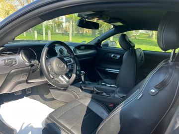 Ford Mustang - 5