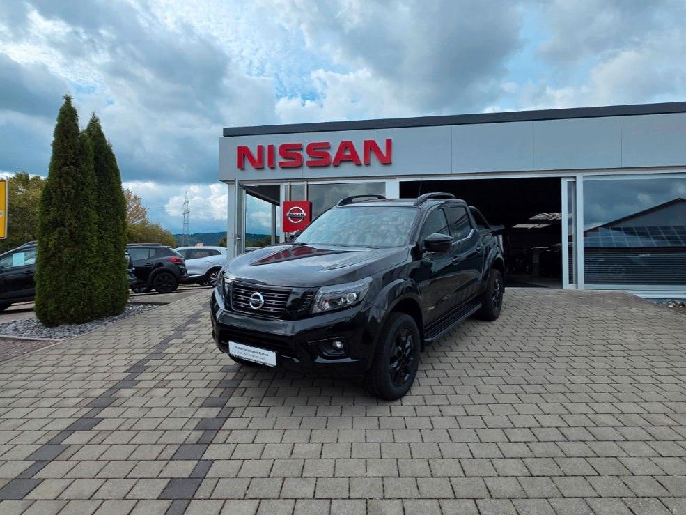 Nissan Navara N-Guard Double Cab 4x4*AHK*Schiebdach*
