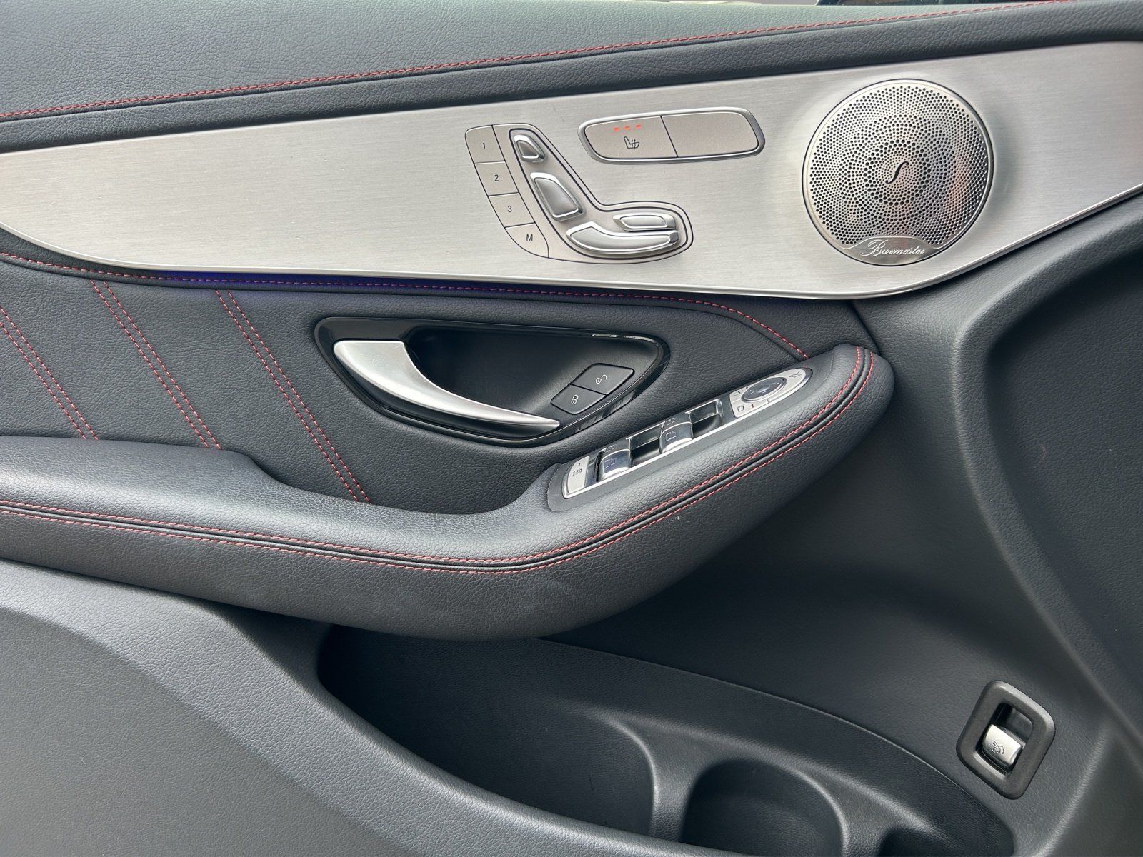 Fahrzeugabbildung Mercedes-Benz GLC 43 AMG Pano DISTRO Memo MLED digiTacho Burme