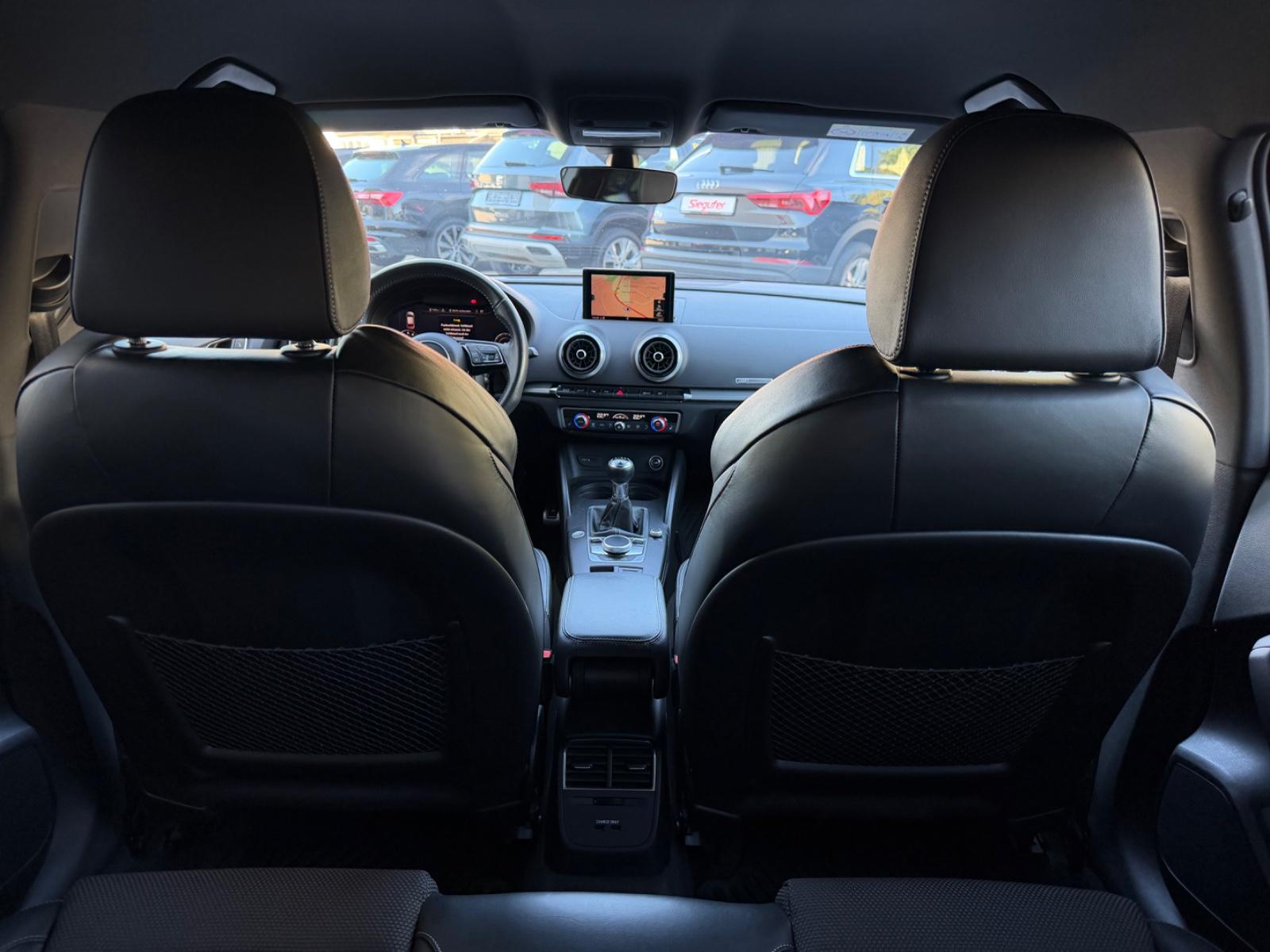 Audi A3 Sportback 1.5 TFSI S line/Virtual Cockpit/LED