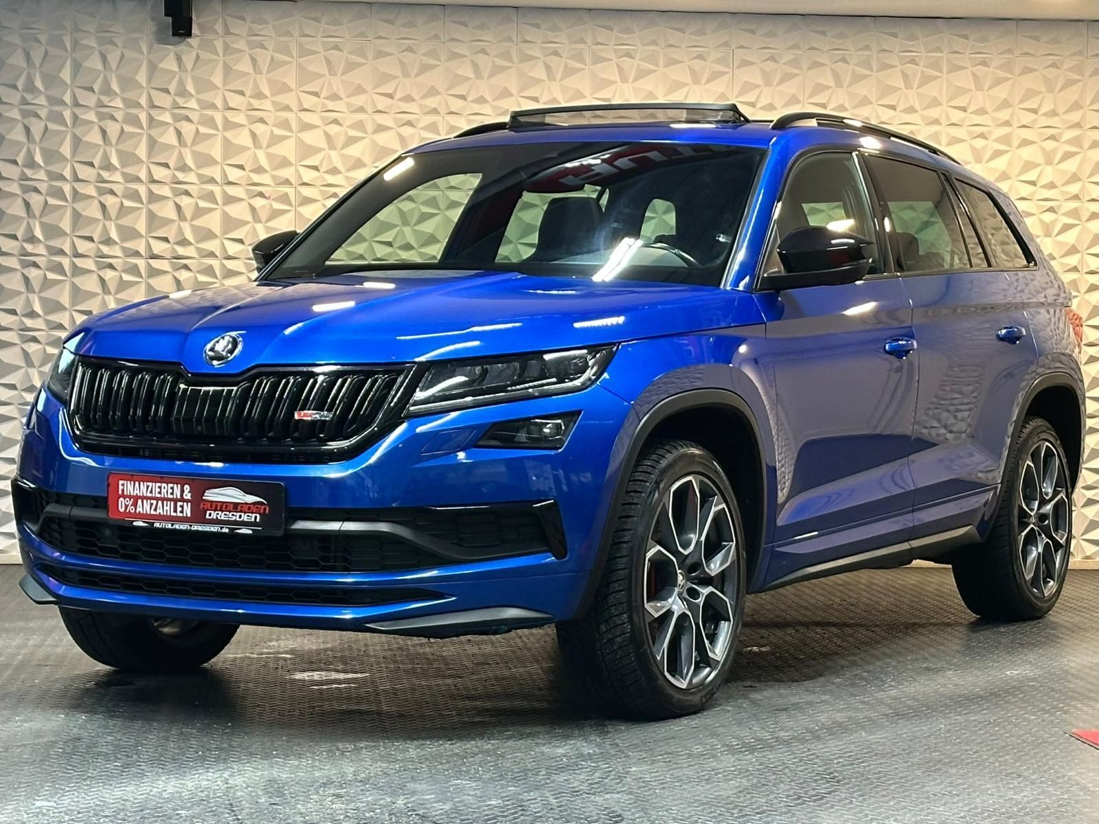 SKODA Kodiaq 2.0TDI RS 4x4* LED#AHK#SHZ#LH#PANO#KEYLES - Image 4