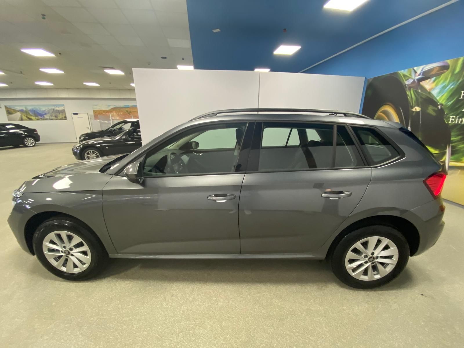 Fahrzeugabbildung SKODA Kamiq 1.0 TSI Selection AHK+APP+KLIMA+RFK+PDC+SI