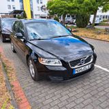 Volvo V50 DRIVe D2 AHK schwarz-met. 8-fach SR+WR