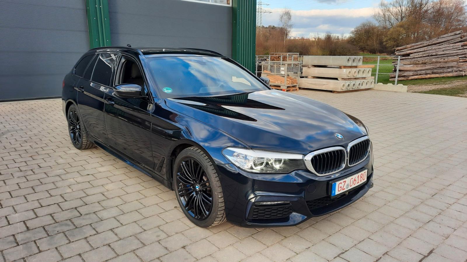 BMW 530 d xDrive M Sport 1.HD PANO