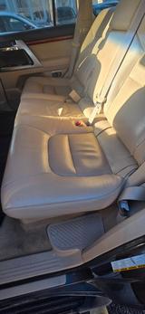 Toyota Land Cruiser 4,5-l-V8-D-4D Executive Automat... - Toyota Land Cruiser aus 2012 mit Diesel-Antrieb