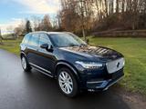 Volvo XC90 T5 AWD INSCRIPT+VOLL+7SITZE+ACC+PANO+LUFT++ - Volvo XC90 Gebrauchtwagen