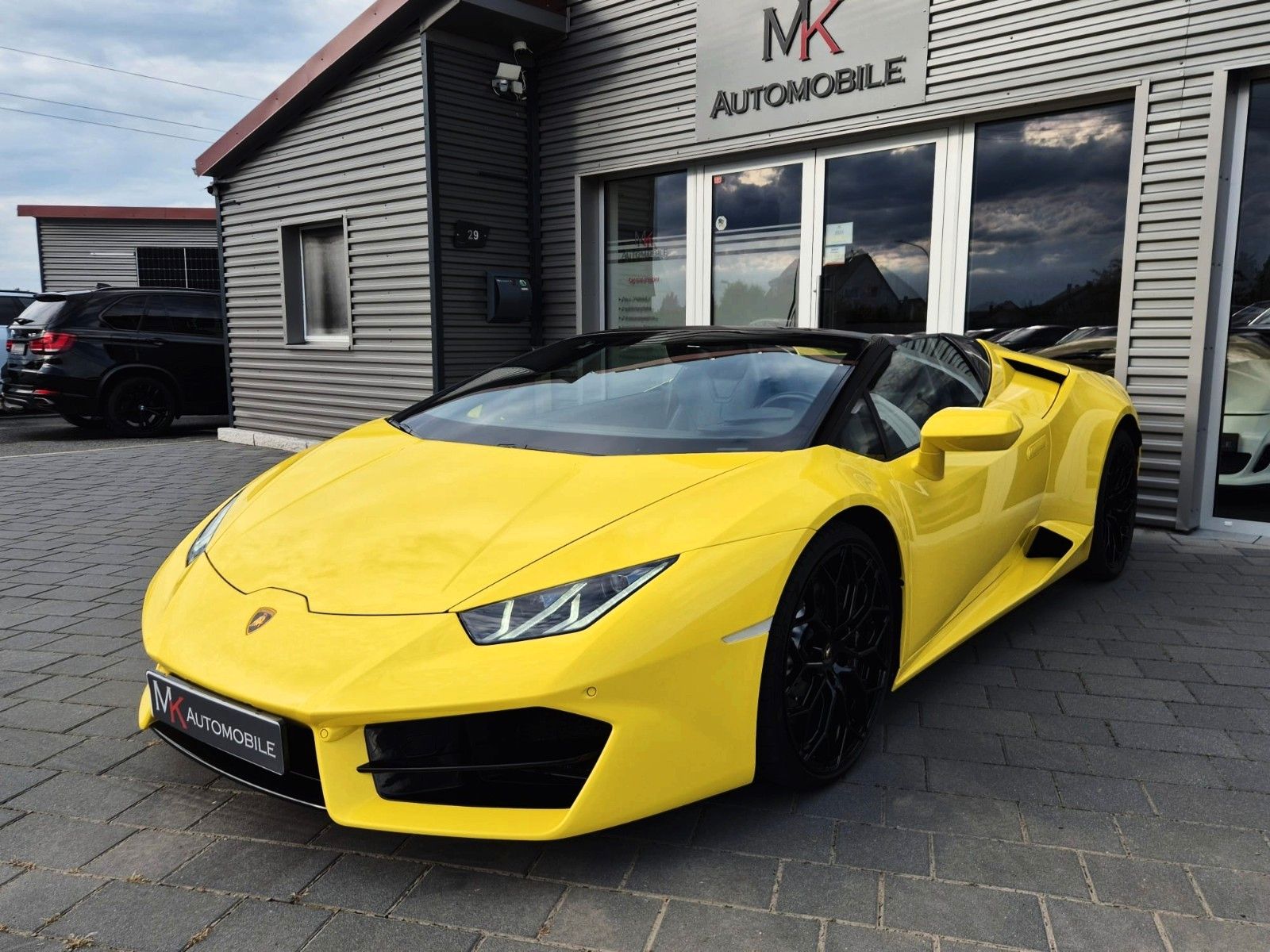 LAMBORGHINI Huracan