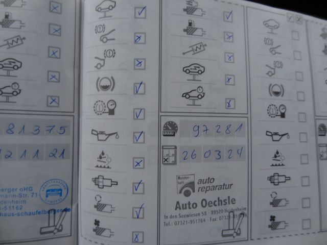 Fahrzeugabbildung BMW 116 i/Automatik/1.Hd/Kamera/Navi/Xenon/AHK/