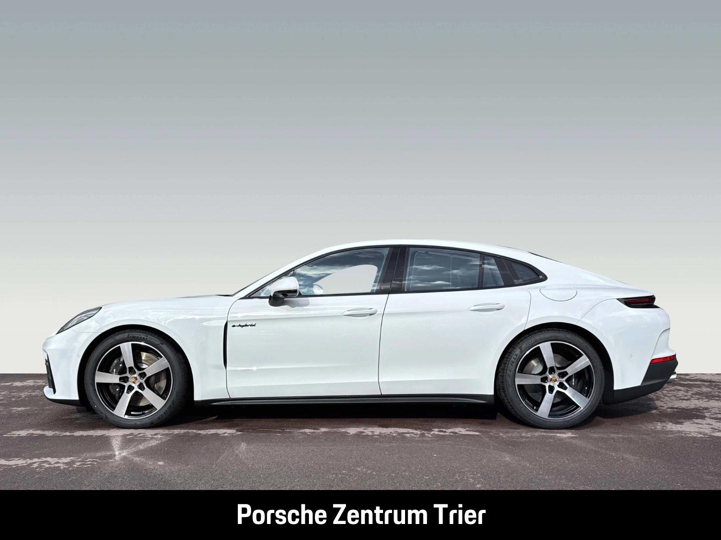 Porsche Panamera 4 E-Hybrid HA-Lenkung InnoDrive Head-Up