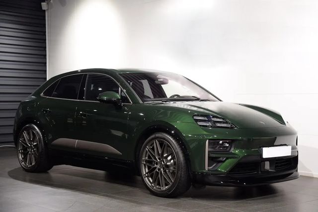 Porsche Macan Electric Turbo*LIFTSYST*AHK*INNO*HUD*22*HA