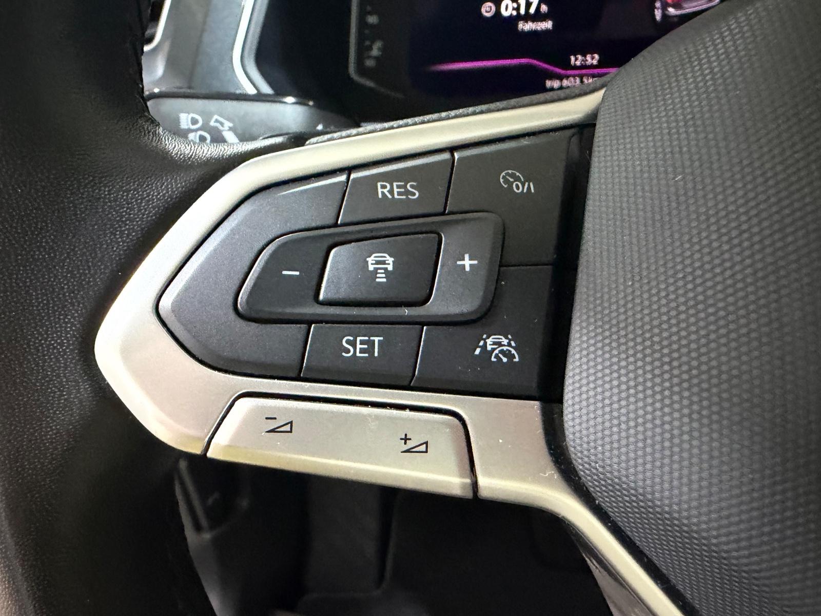 Volkswagen Tiguan Elegance 2.0TDI DSG/PANO/CAM/IQ/GARANTIE