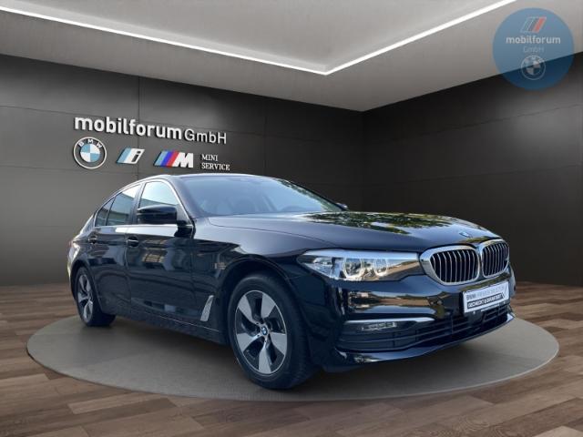 BMW 520 d Lim. StandHZG AHK HUD HiFi ACC Kamera DAB+
