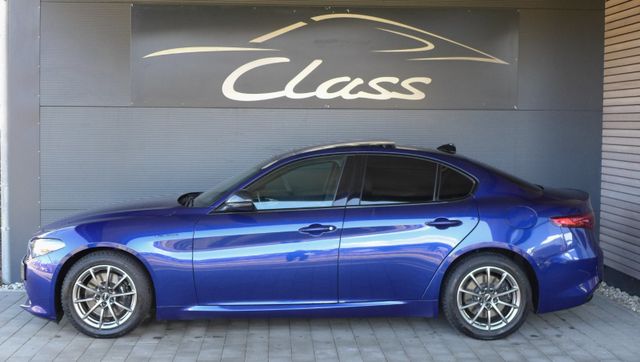 Alfa Romeo Giulia 2.0T-Veloce/Schiebedach/HiFi Harman-K/ACC