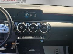 MERCEDES-BENZ A 250 AMG Line El. Panodach Navi Digitales Cockp