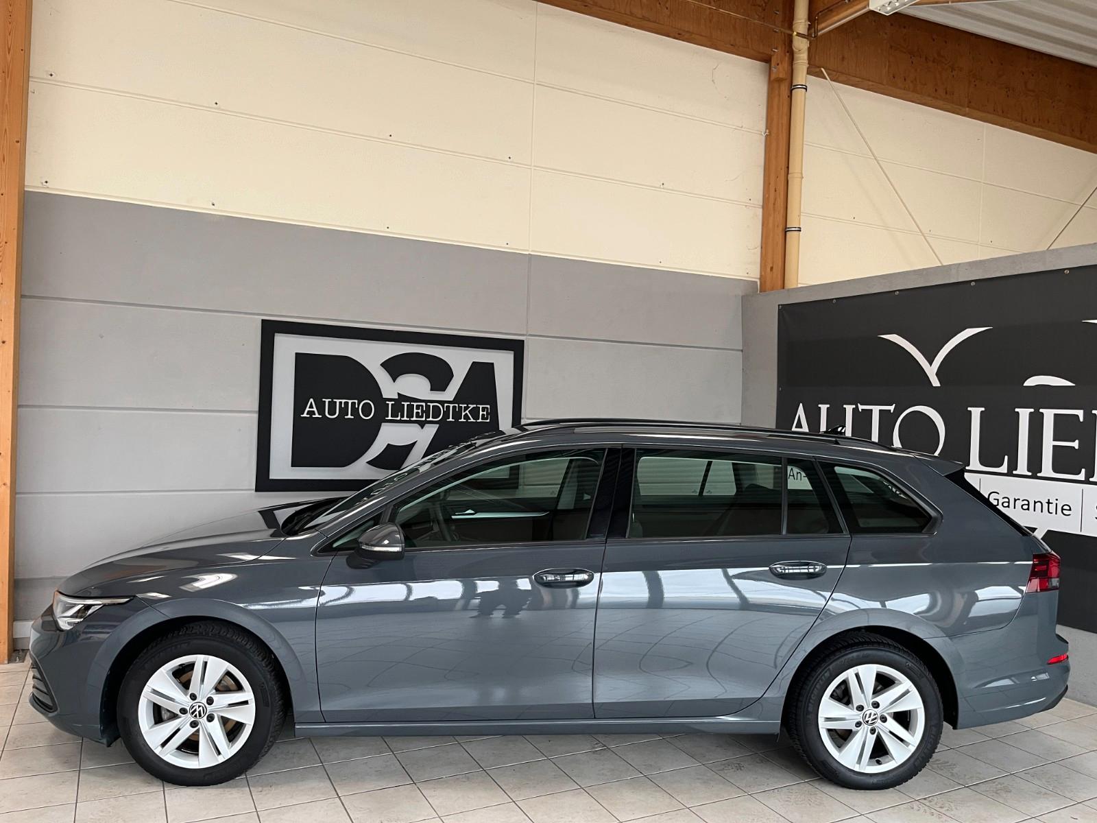 Volkswagen Golf VIII Variant NAVI/SHZ/LHZ/ACC/LED/CarPlay